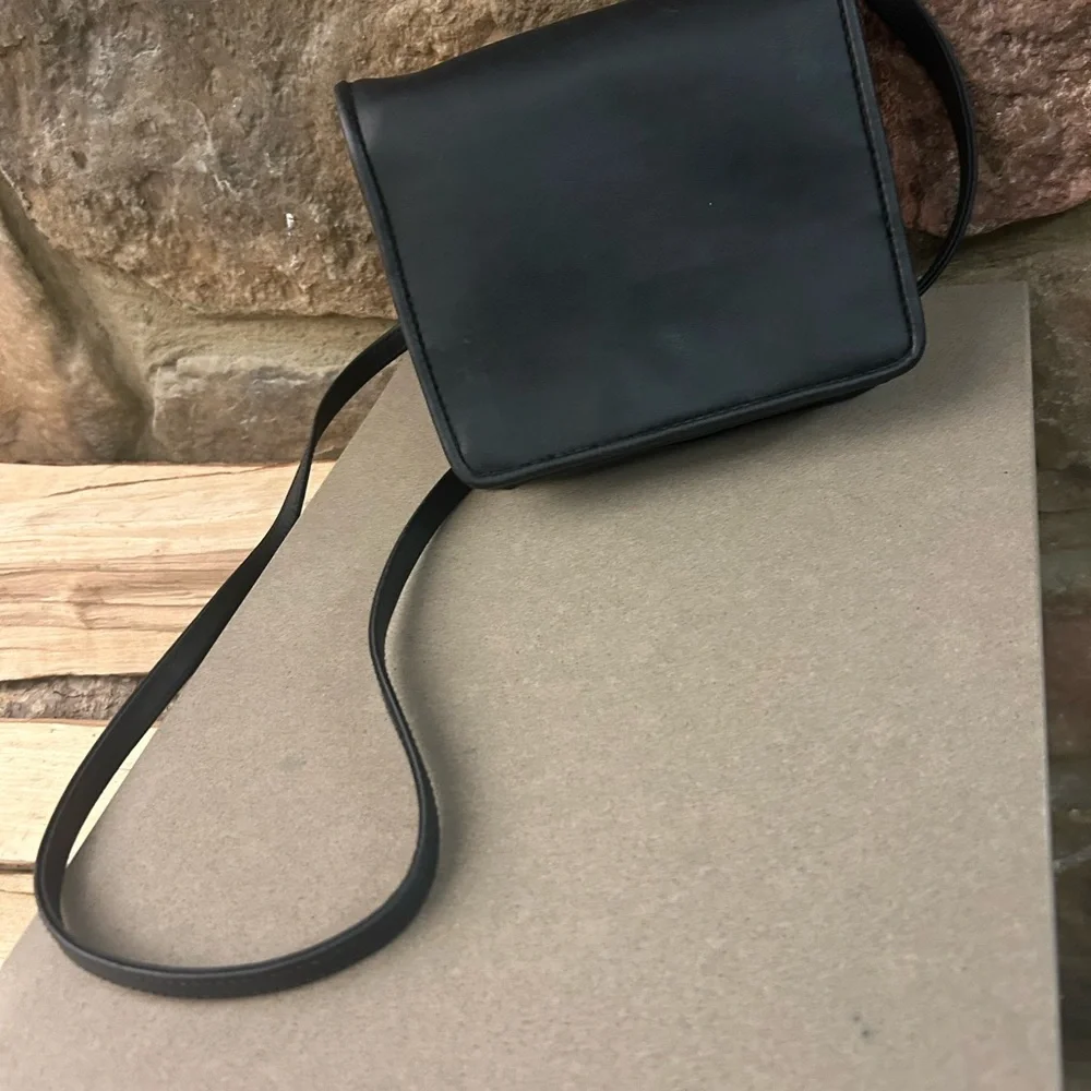 Classic Black Leather Men's Bag-Gorgeous soft leather! ❤️one of my favorites